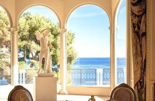Prime Collection Cannes FR 001